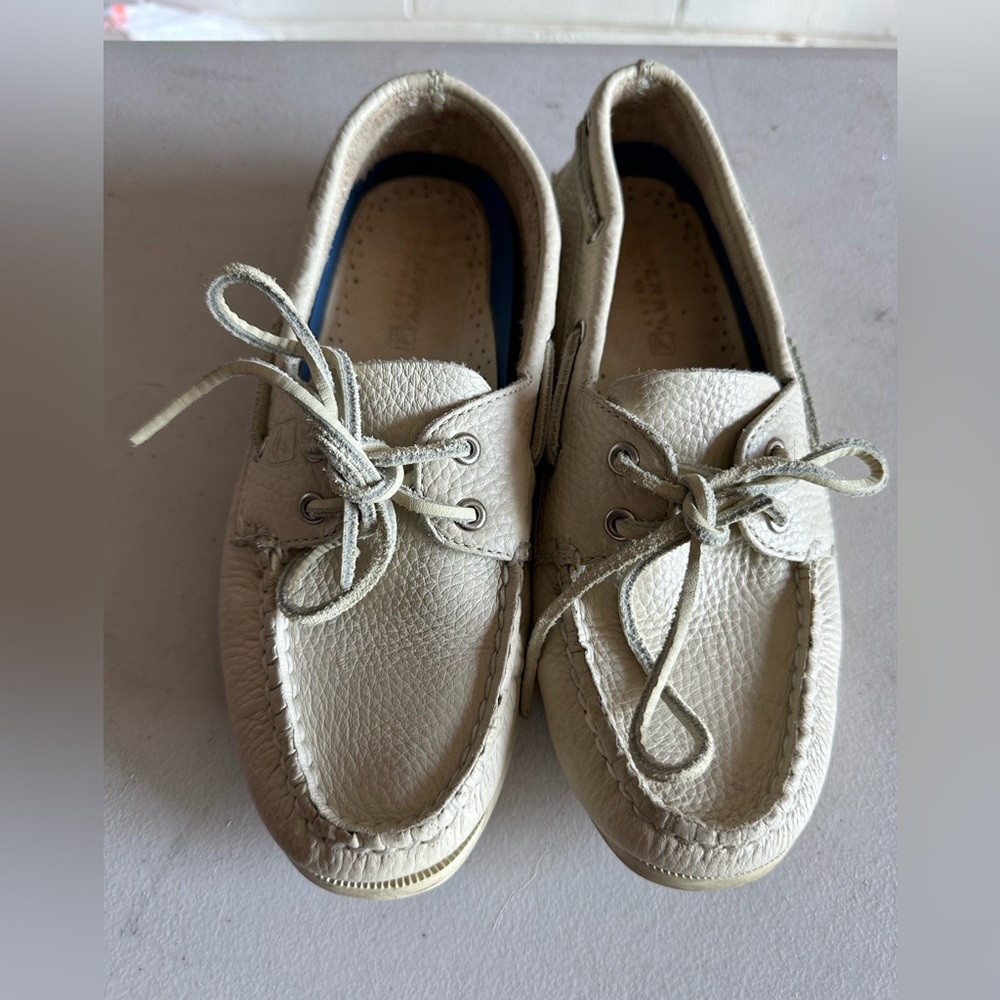 Sperry loafer